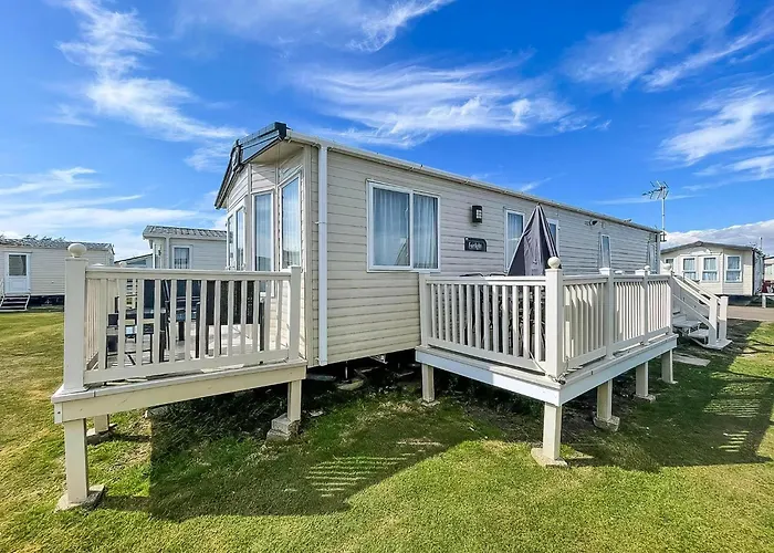 8 Berth Caravan For Hire At St Osyth Beach Holiday Park In Essex Ref 28013Fi